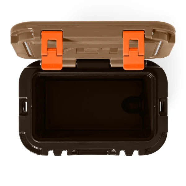 YETI Roadie 15 WETLANDS CAMO - Image 4